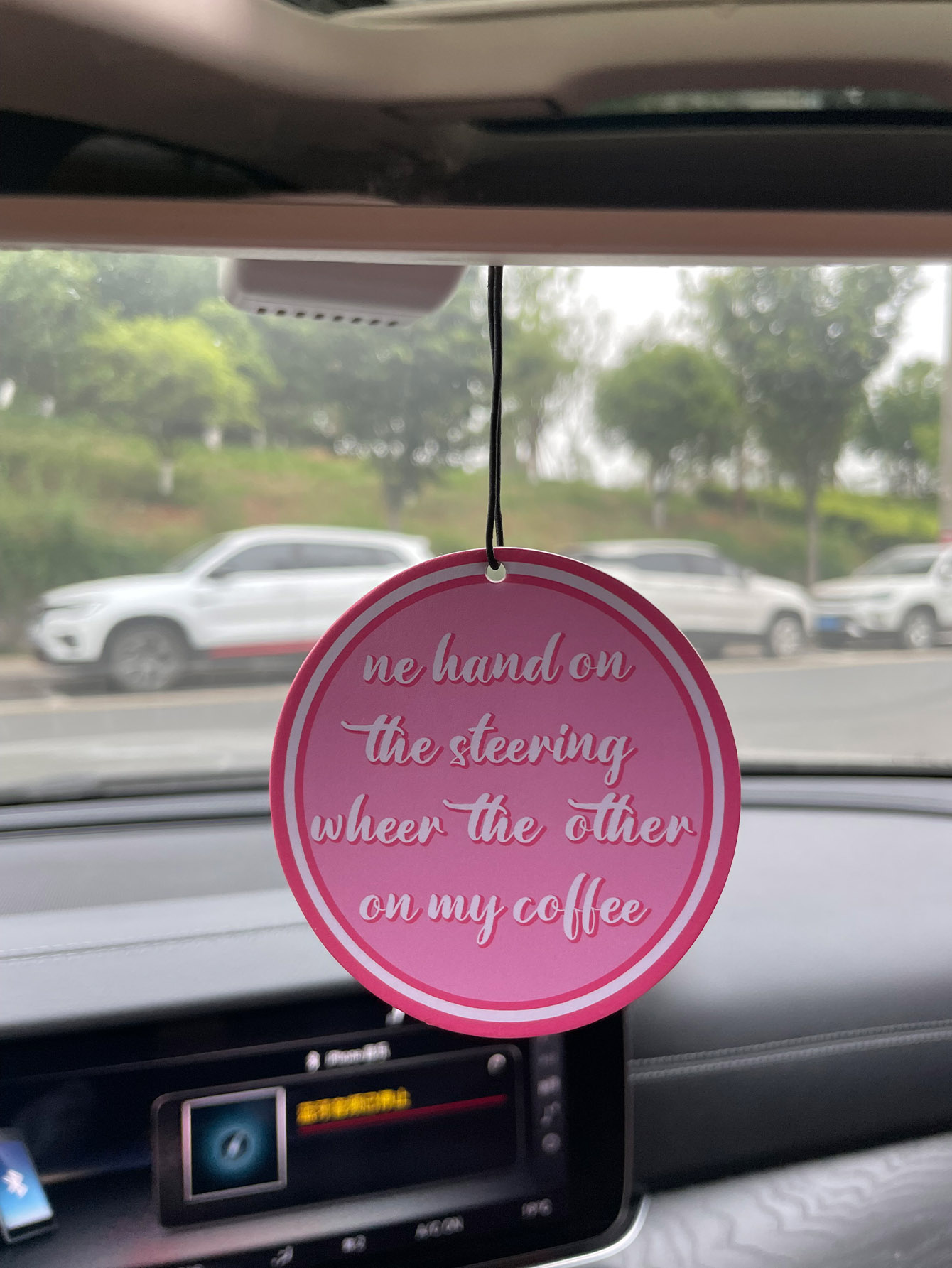 Rabbit Holding a Hand on the S - Perfume Fragrance Wheel ulasan dan harga